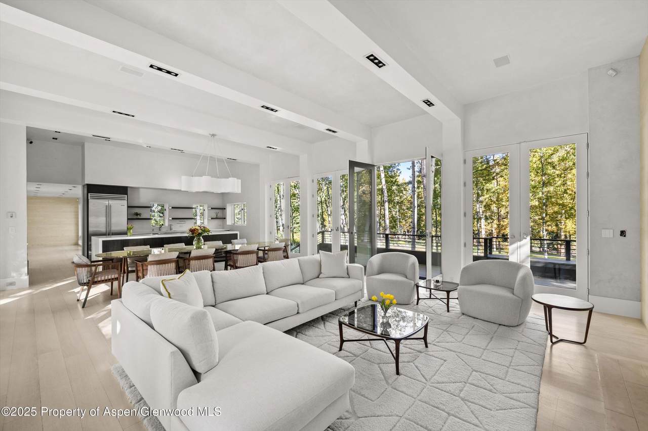 1220 Red Butte Drive - Photo 1