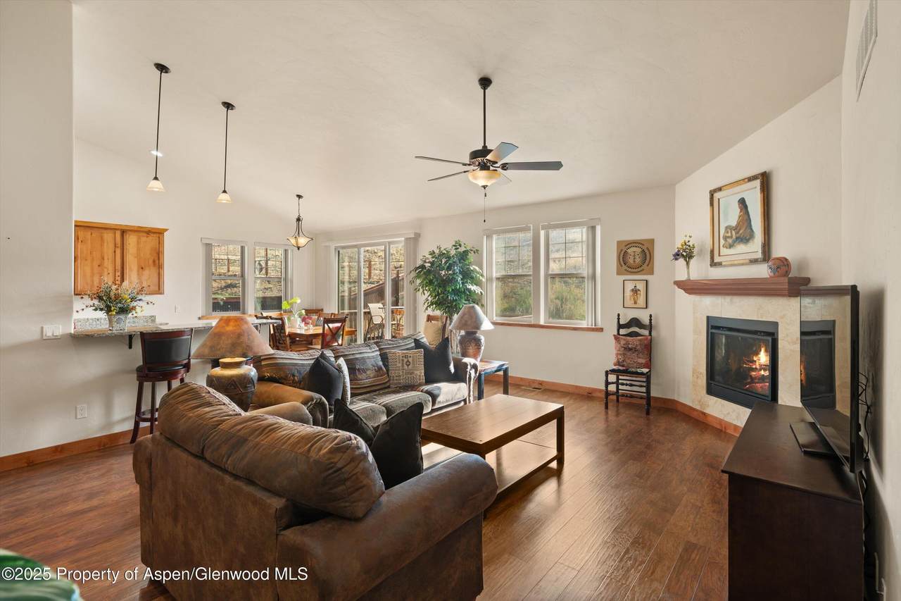 100 Wildhorse Drive - Photo 1