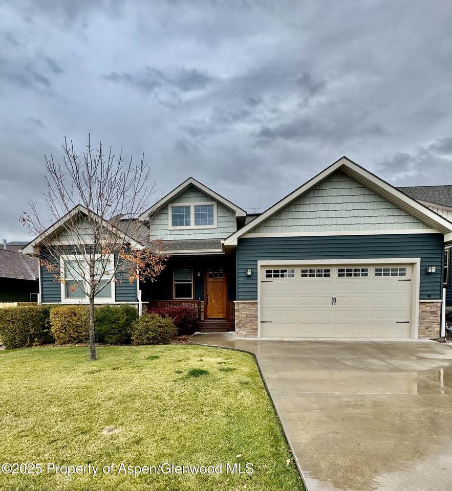 160 Wildhorse Drive - Photo 1