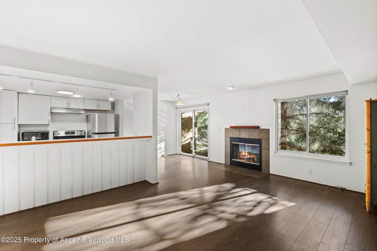 35 Lower Woodbridge Road - Photo 1