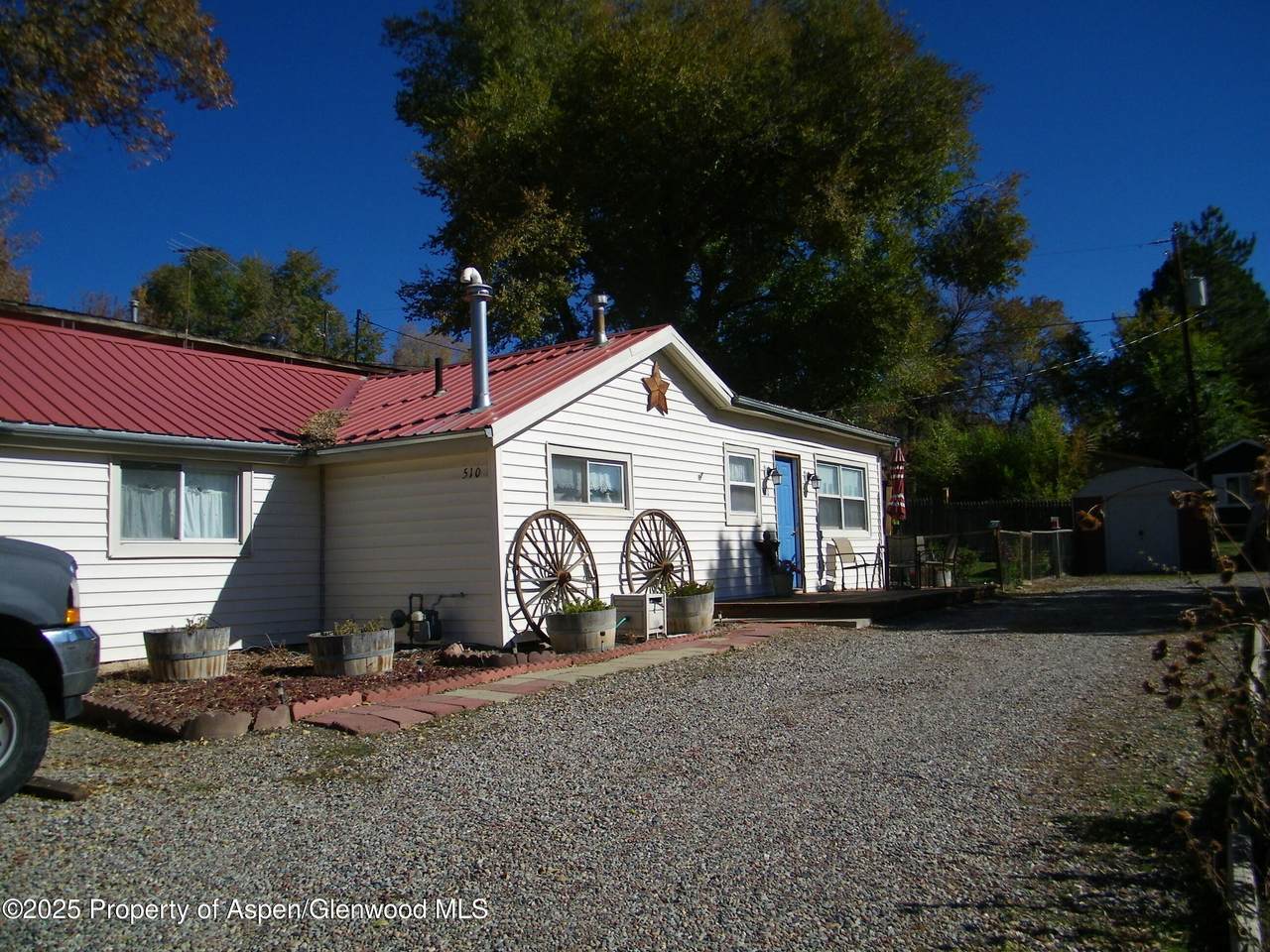 510 6th Street - Photo 1