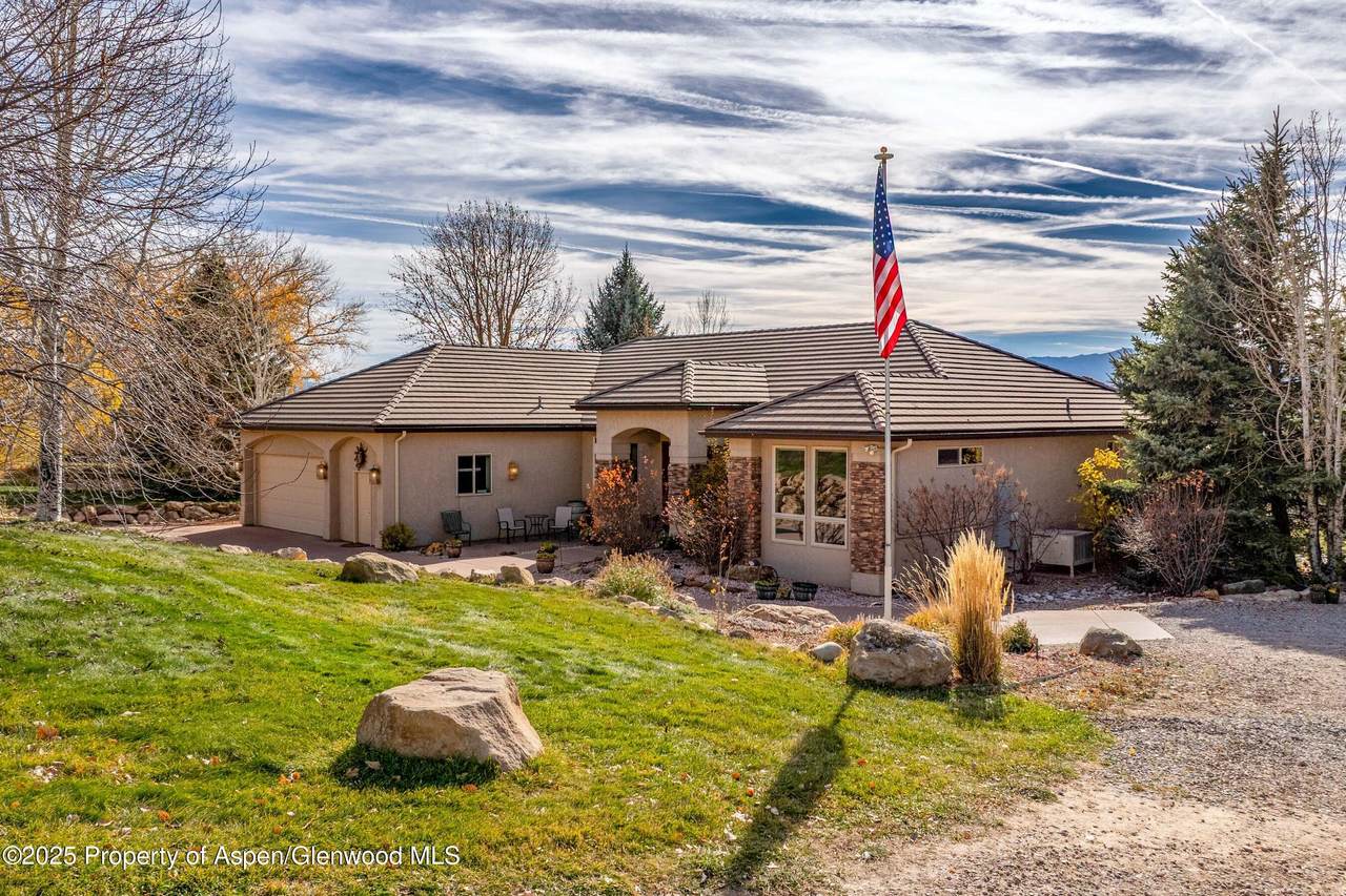 240 Lafrenz Circle - Photo 1