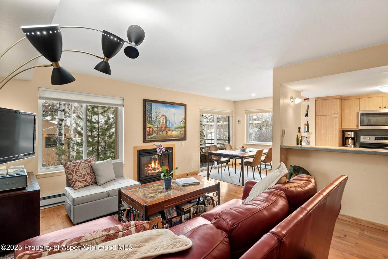 35 Lower Woodbridge Road - Photo 1