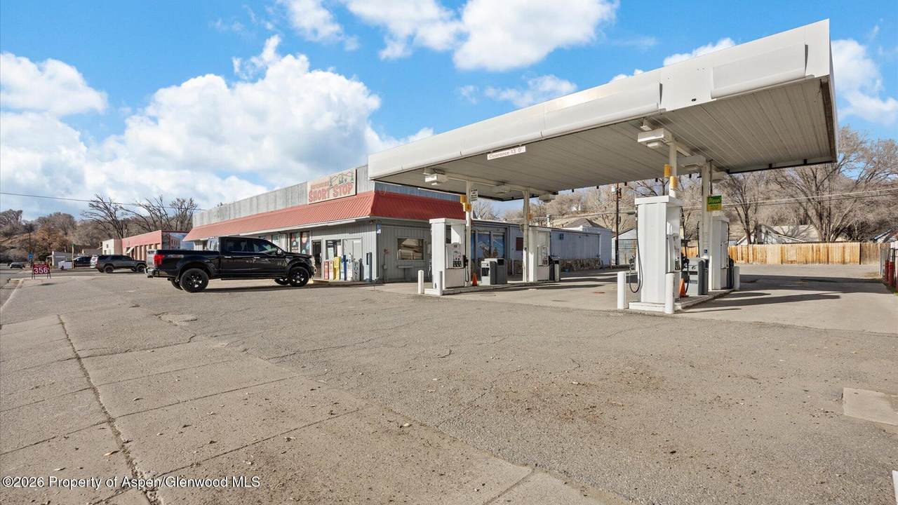 180 Bridge Street - Photo 1