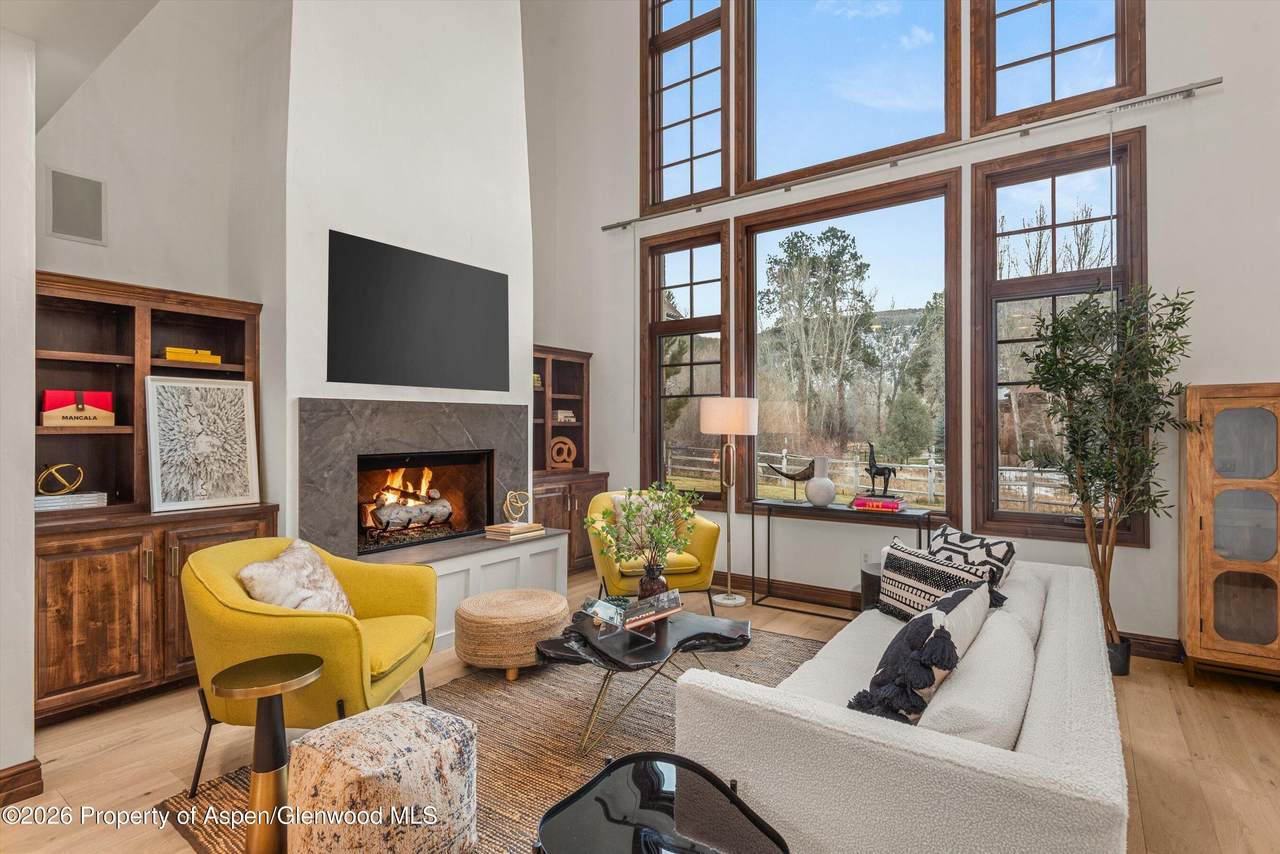 11 Pinon Lane - Photo 1