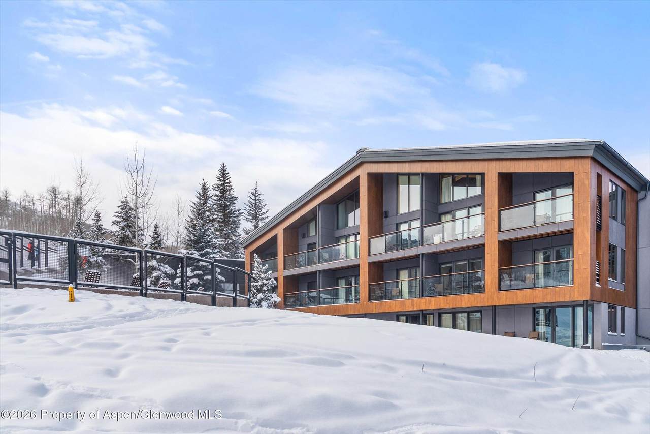 690 Carriage Way - Photo 1