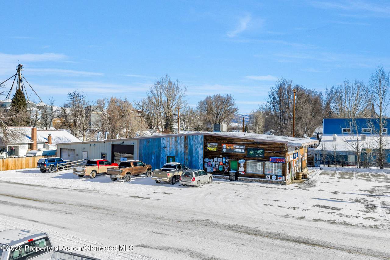 106 Jefferson Avenue - Photo 1