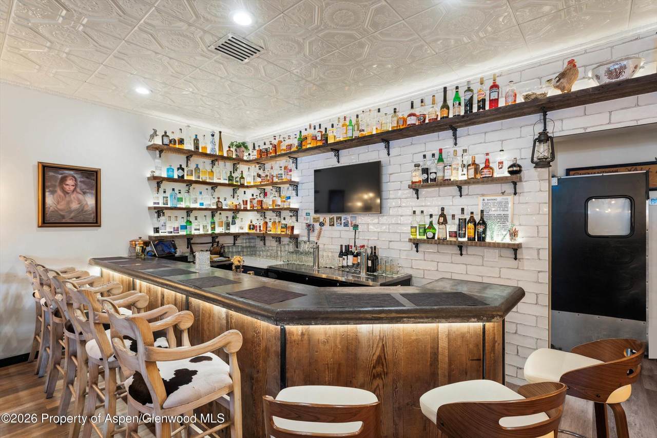 60 El Jebel Road - Photo 1