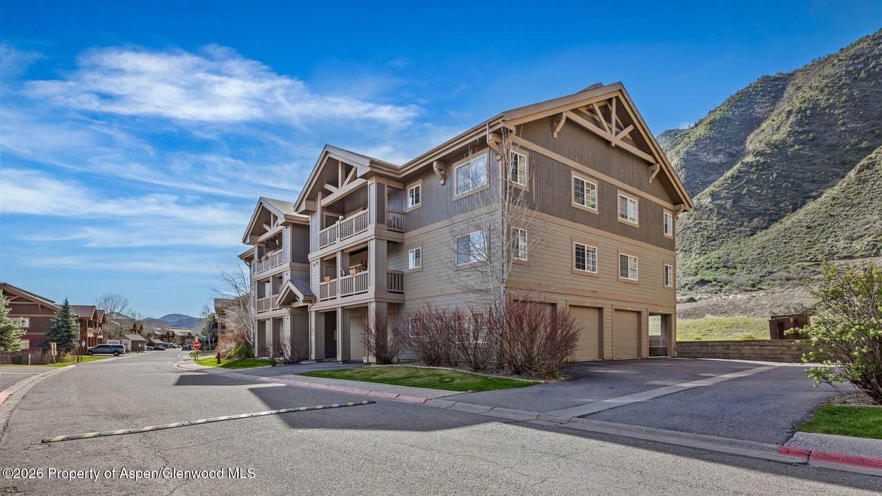 488 River View Drive - Photo 1