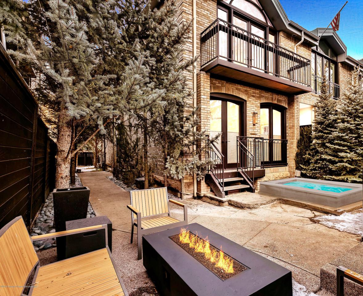 810 Cooper Avenue - Photo 1
