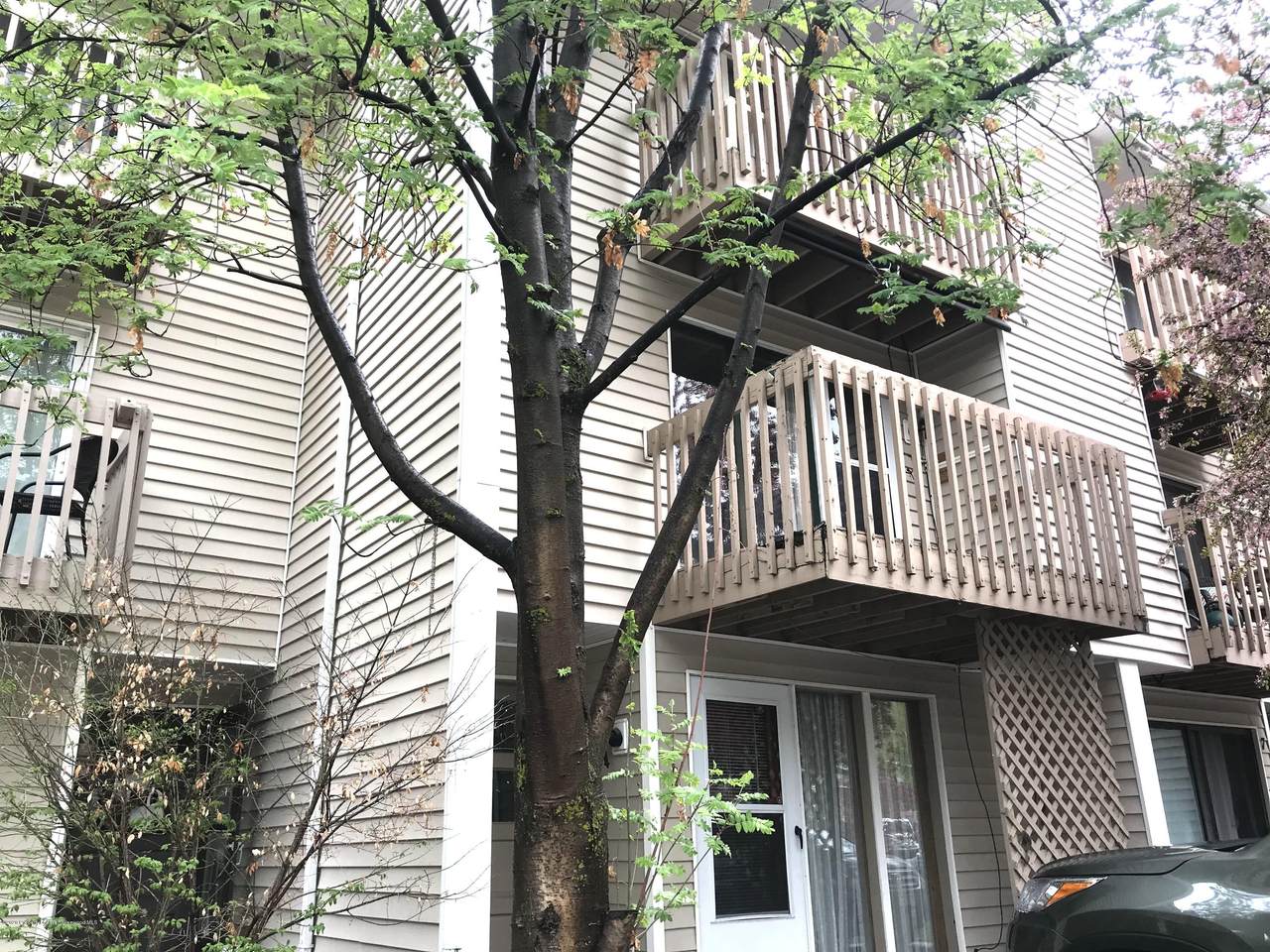 2600 Oakhurst South Court - Photo 1