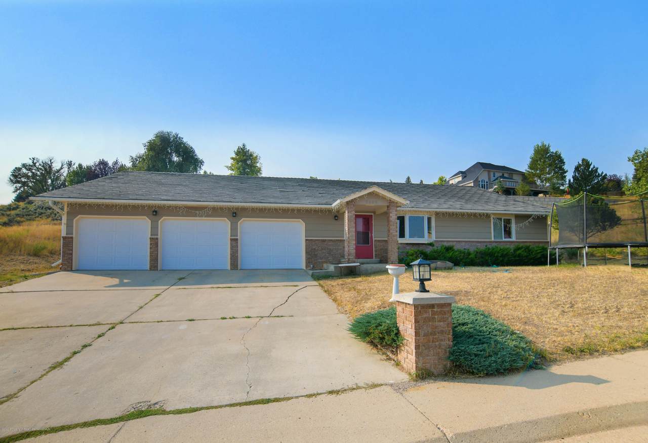 2888 Pine Ridge Drive - Photo 1