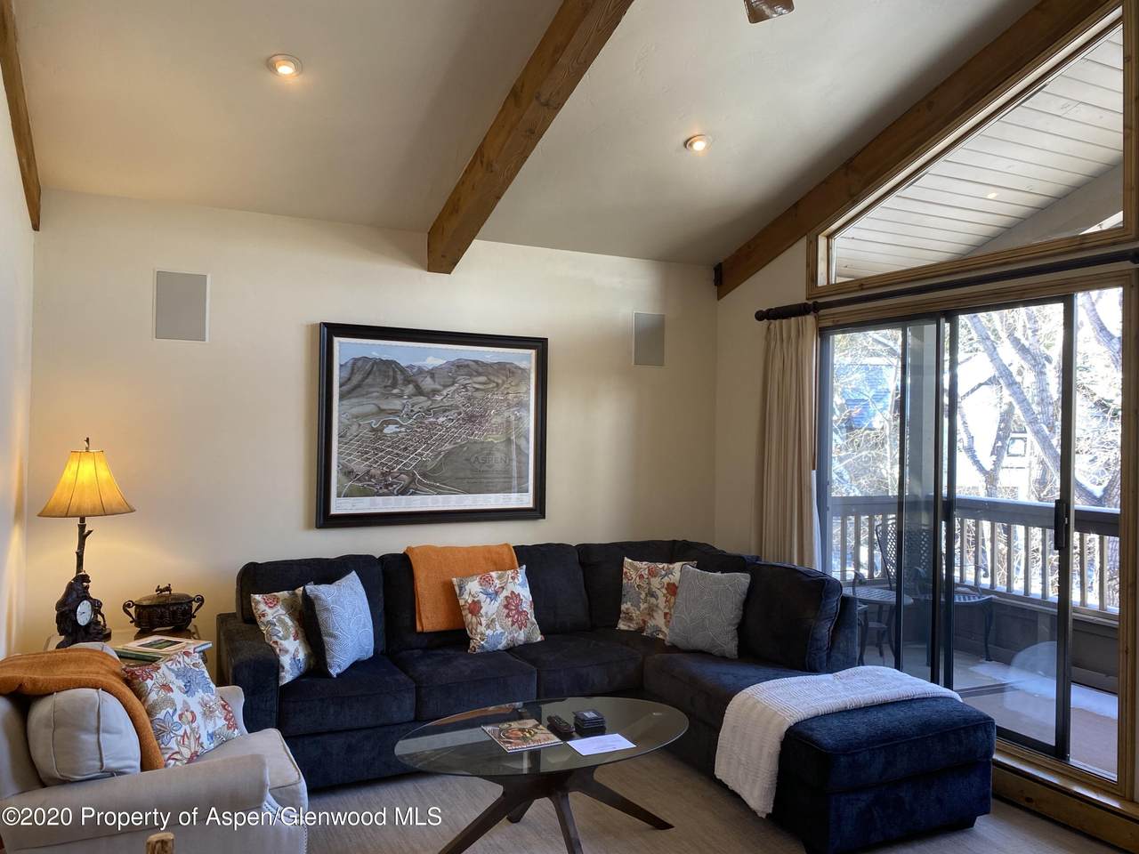 610 West End Street - Photo 1