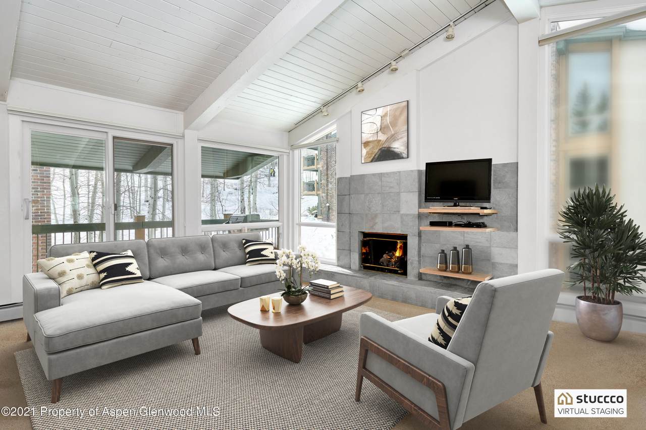 855 Carriage Way - Photo 1
