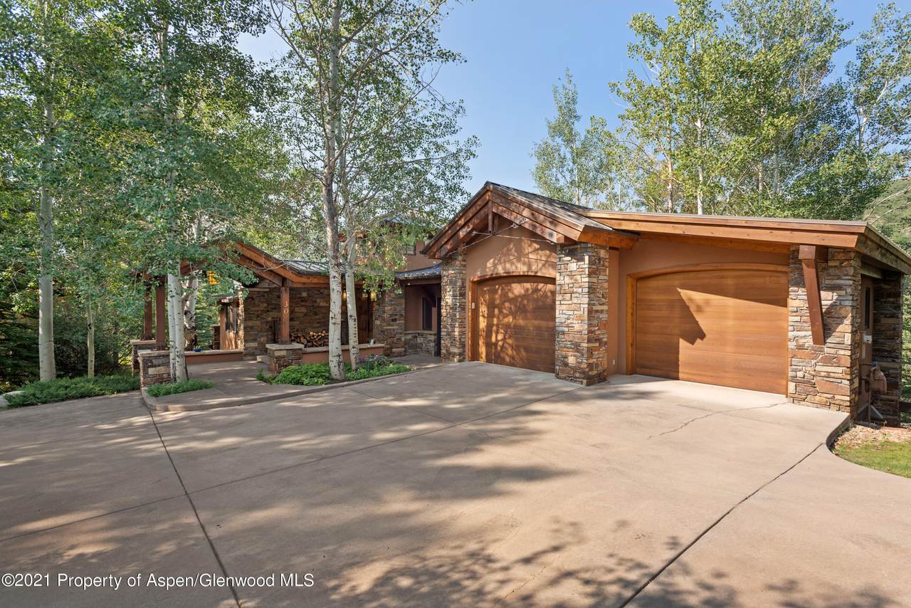 30 Oak Ridge Road - Photo 1