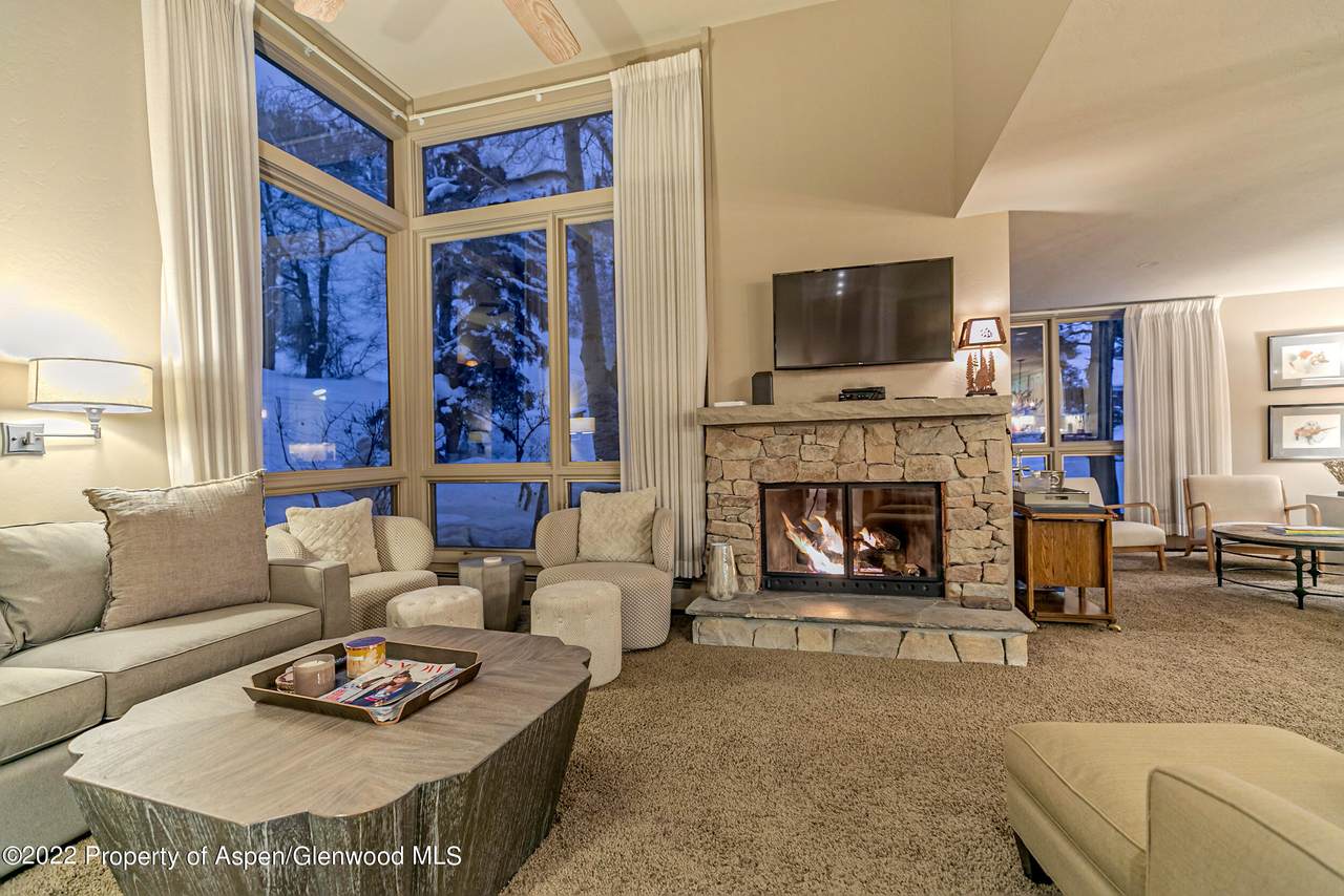 800 Monarch Street - Photo 1