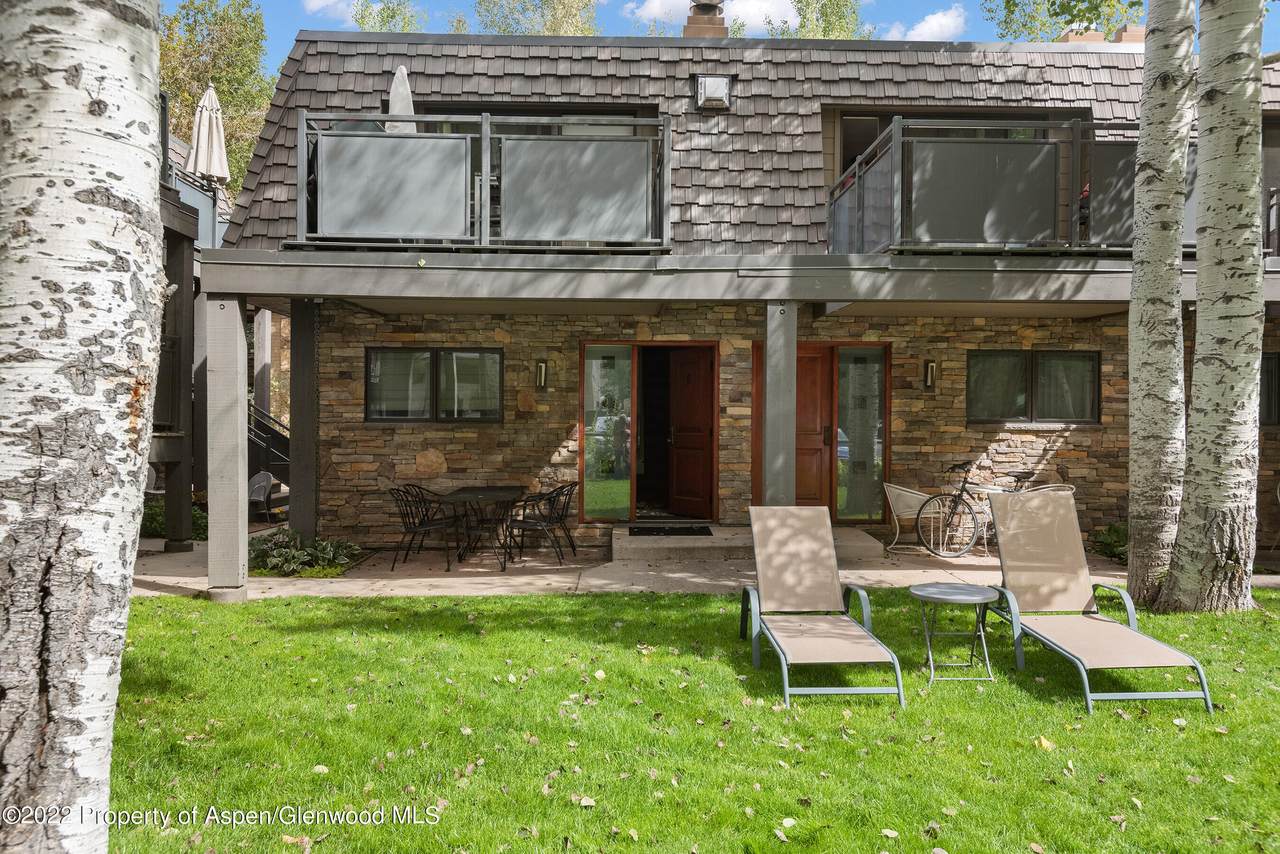 124 Durant Avenue - Photo 1