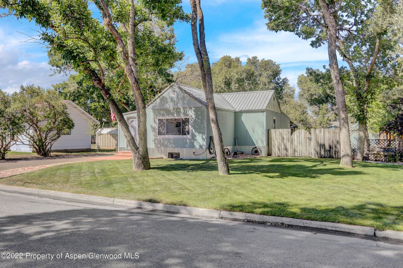 640 Ranney Street - Photo 1
