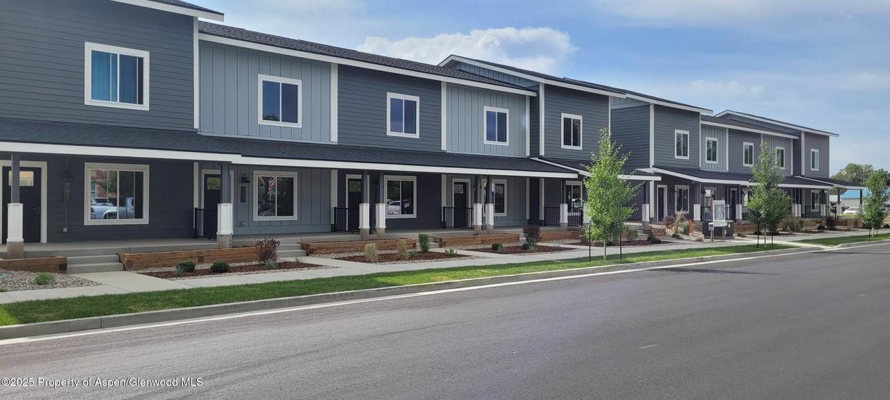783 Russell Street - Photo 1