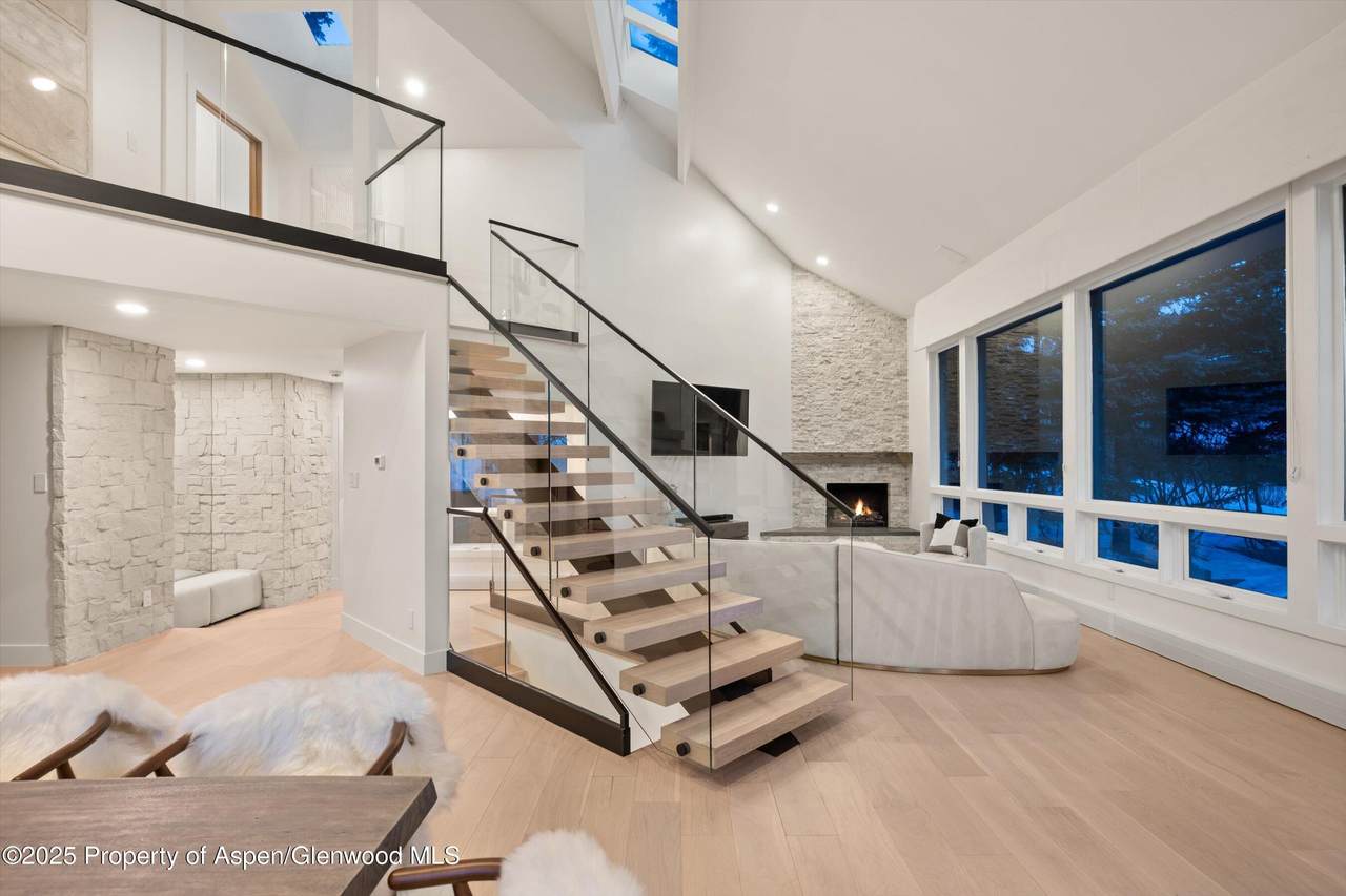 75 Bennett Court - Photo 1