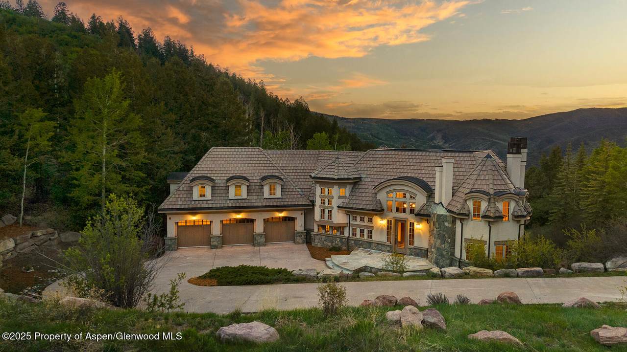 460 El Mirador Road - Photo 1