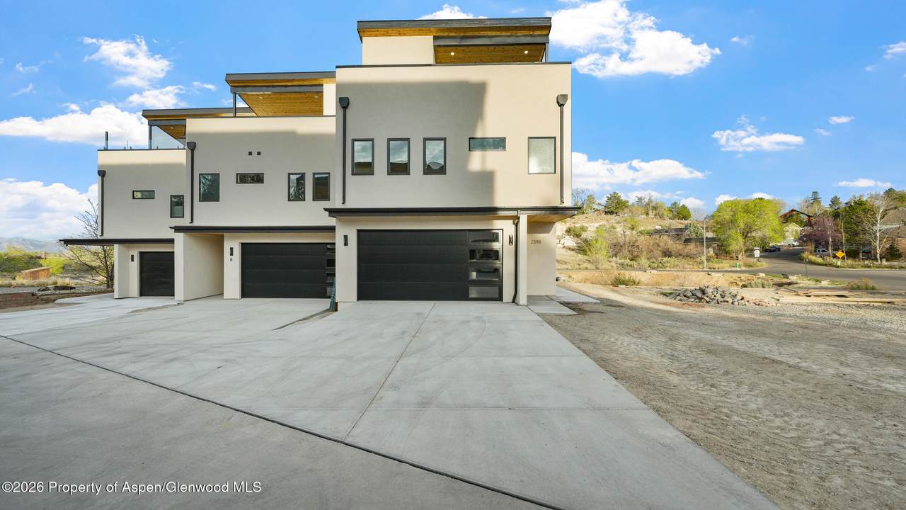 2398 Ridge Circle - Photo 1