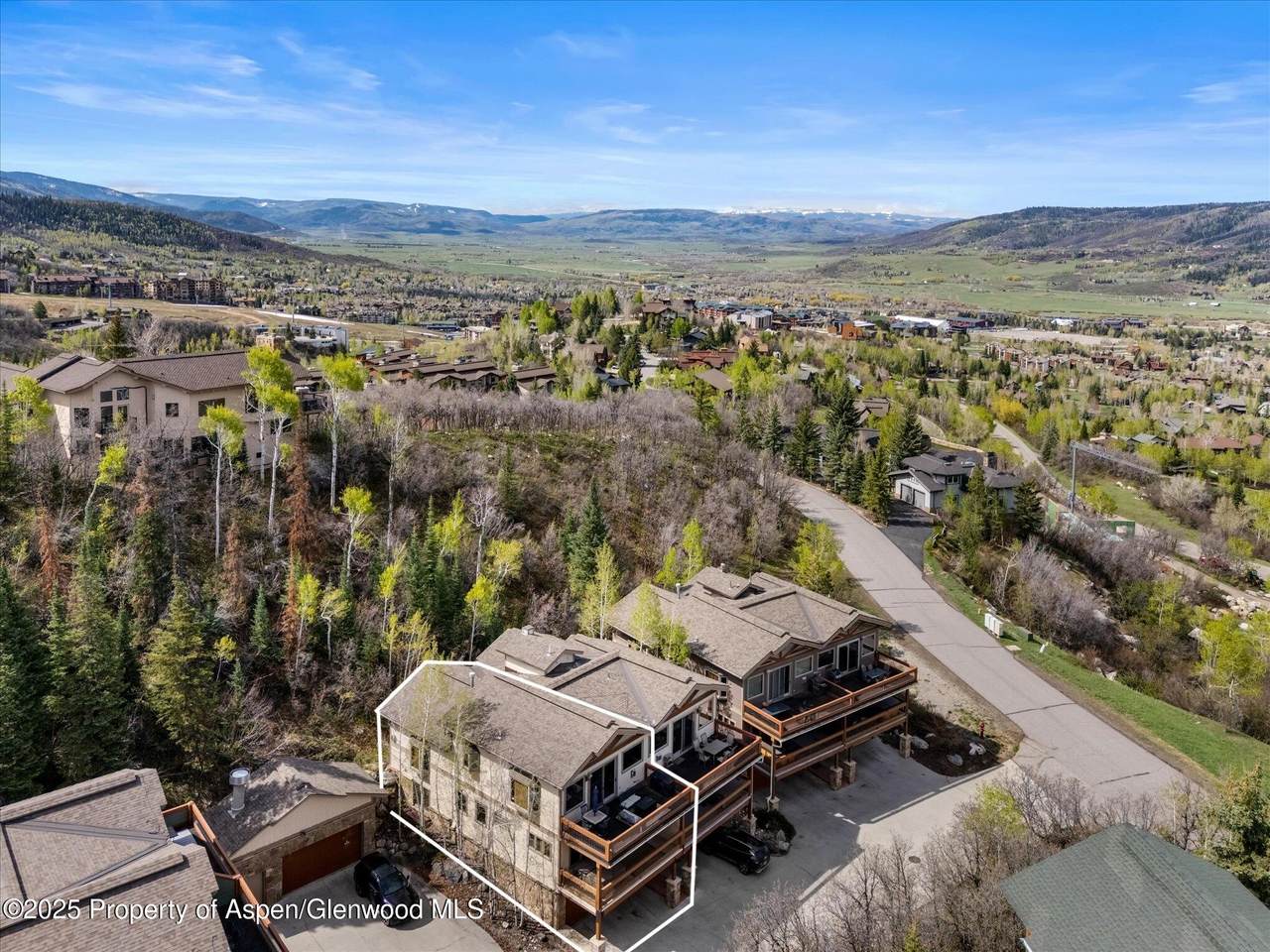 2137 Overlook Lane - Photo 1