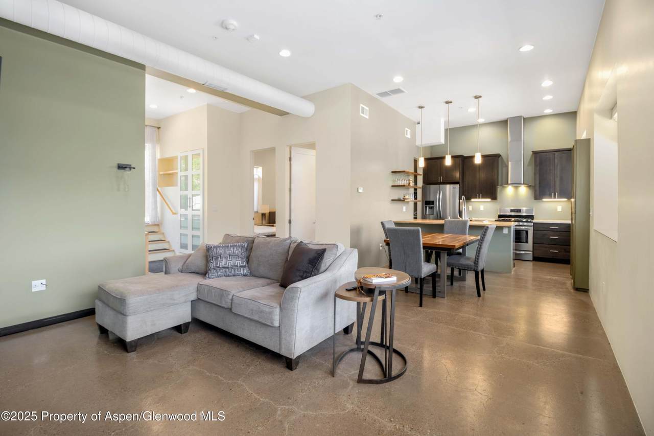 2550 Highway 82 - Photo 1