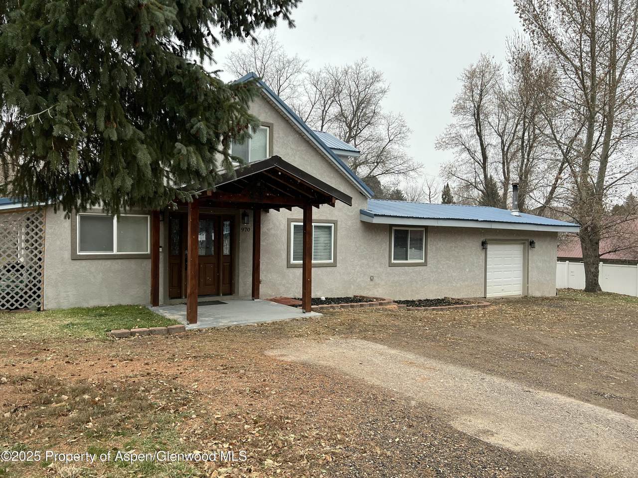 970 6th Street - Photo 1