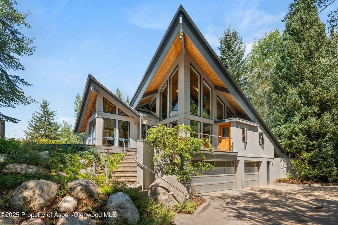 201 Midland Avenue - Photo 1