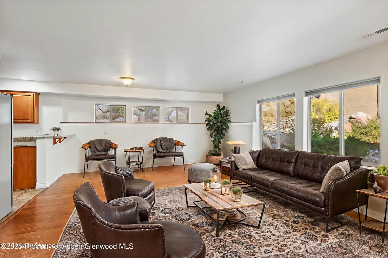 200 Castle Ridge Drive - Photo 1