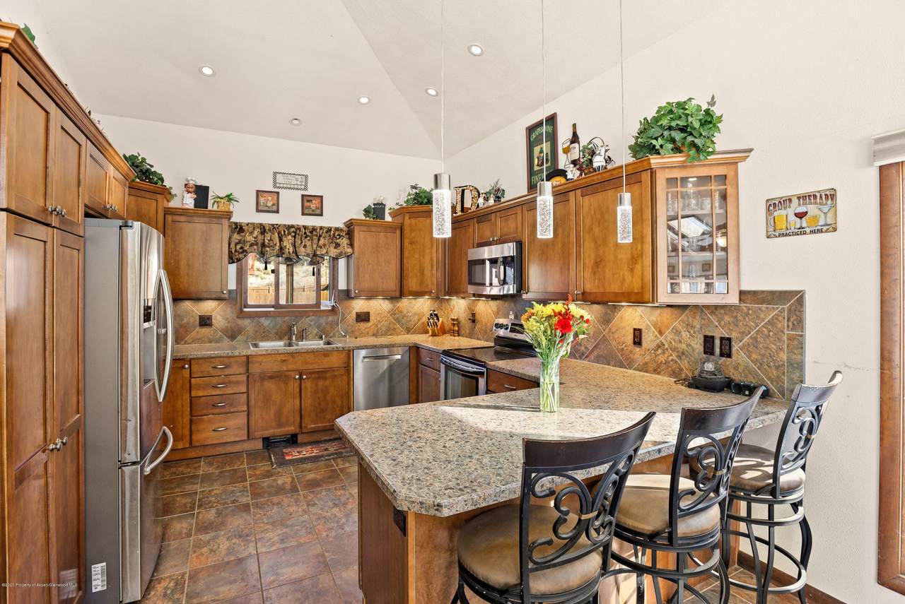 690 Moki Avenue - Photo 1