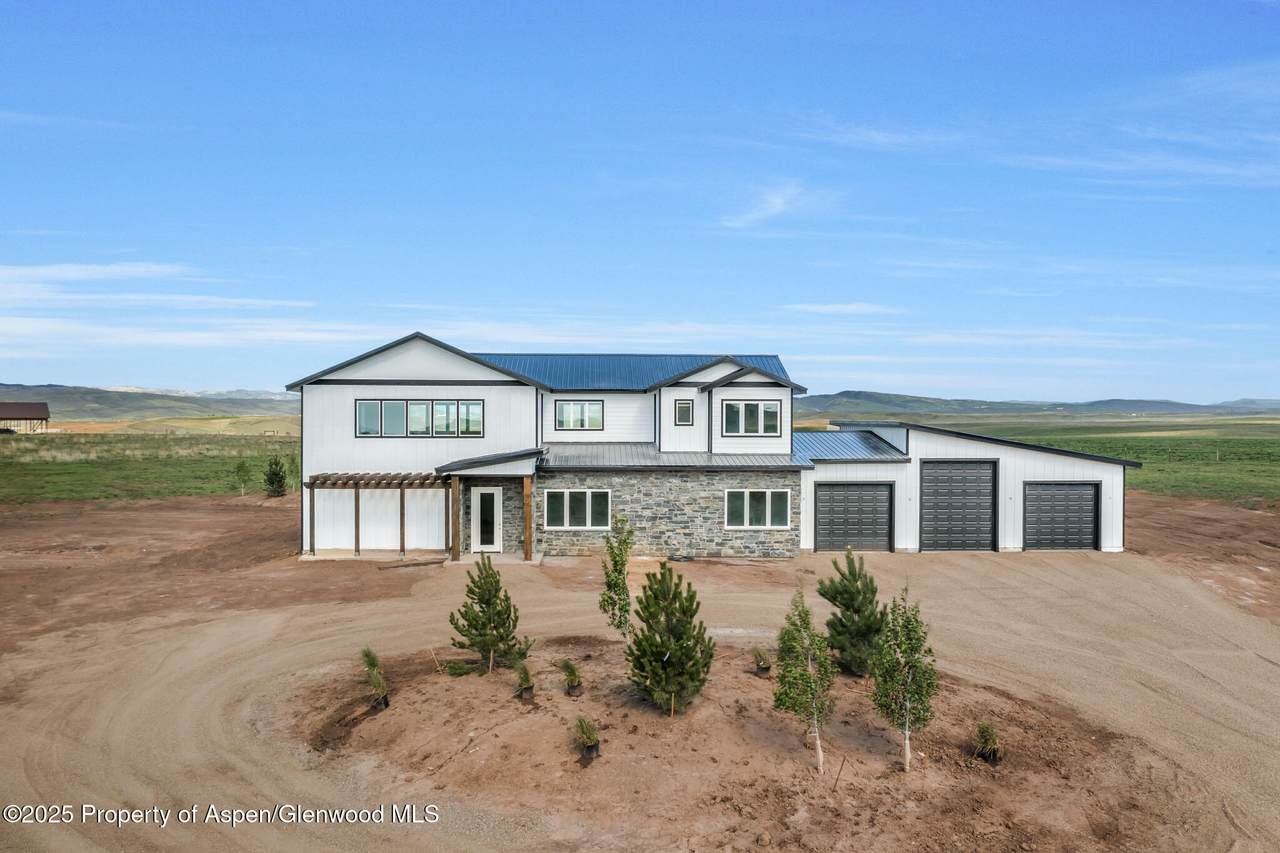 38620 Hidden Springs Drive - Photo 1