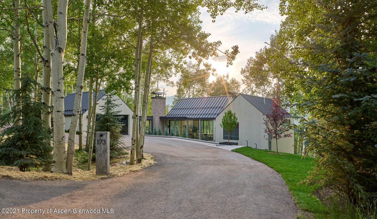 1173 Faraway Road - Photo 1