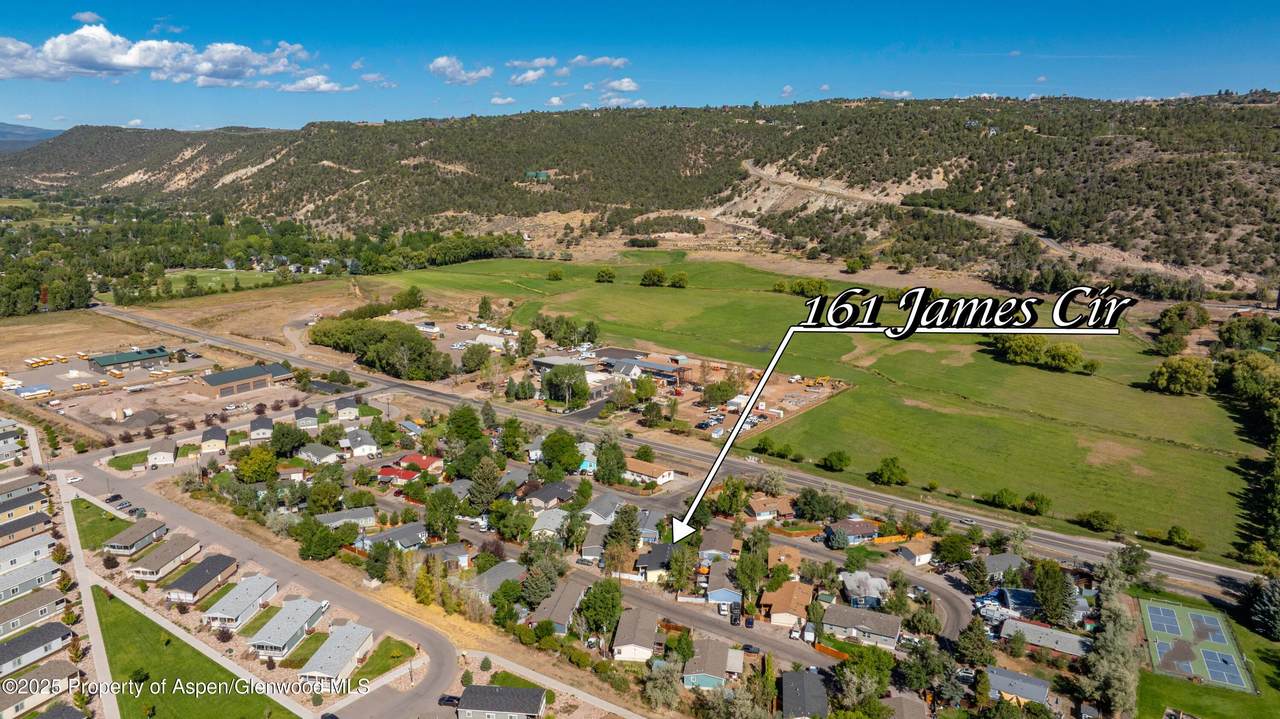 161 James Circle - Photo 1