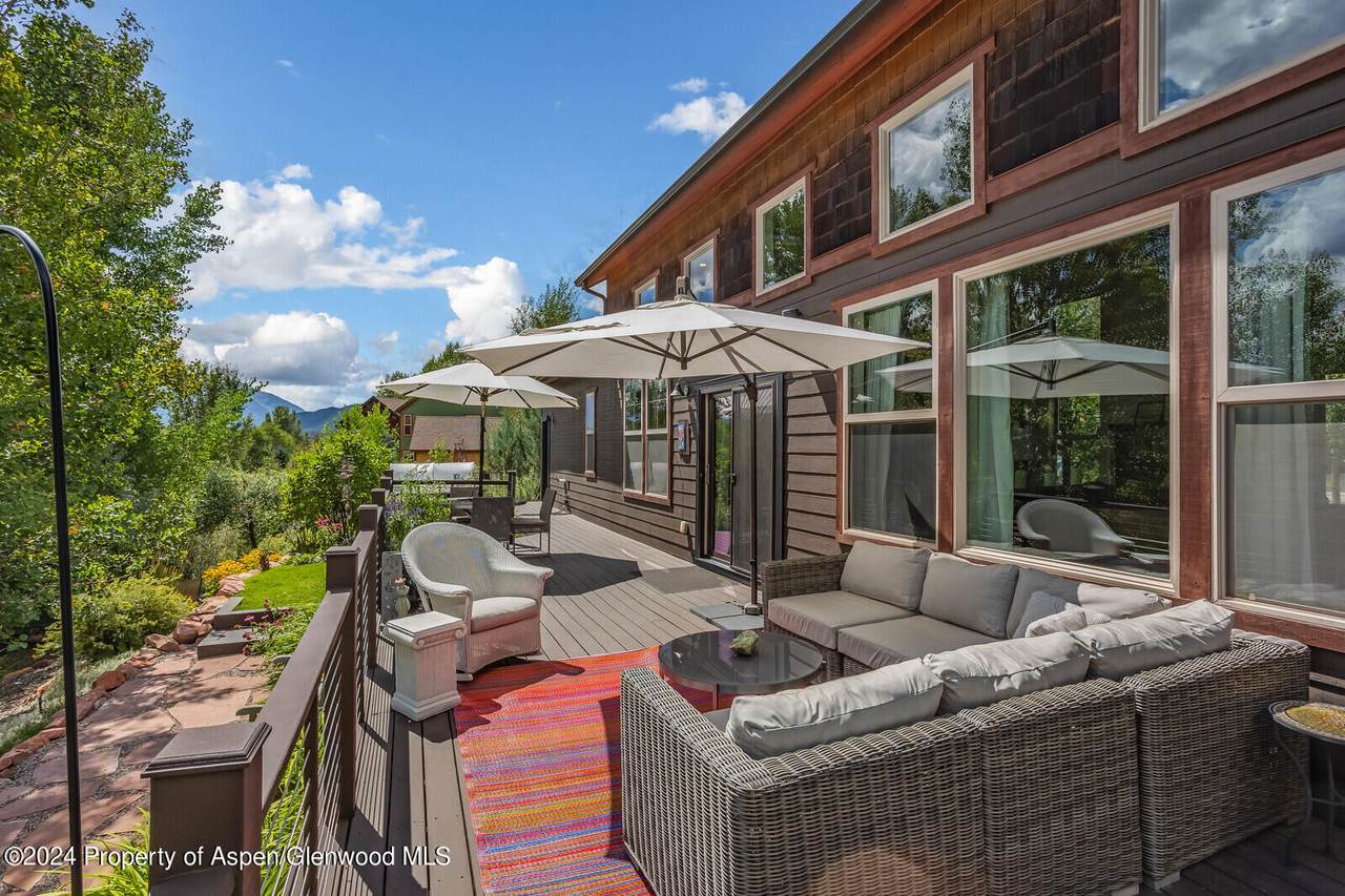 64 White Peaks Ln - Photo 1