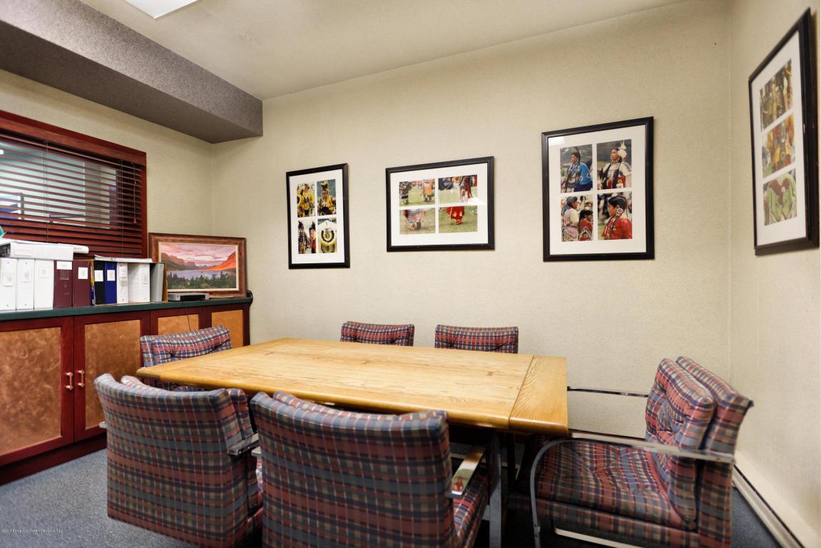 715 Main Street - Photo 1