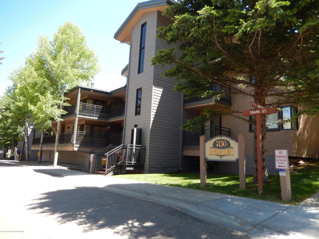 700 Monarch Street - Photo 1