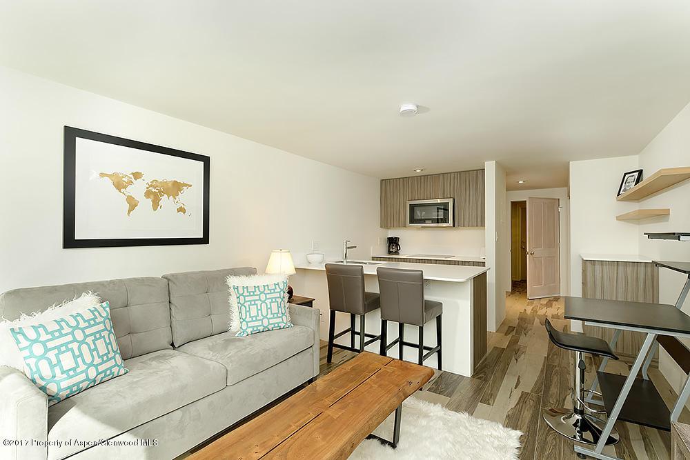 119 Cooper Avenue - Photo 1