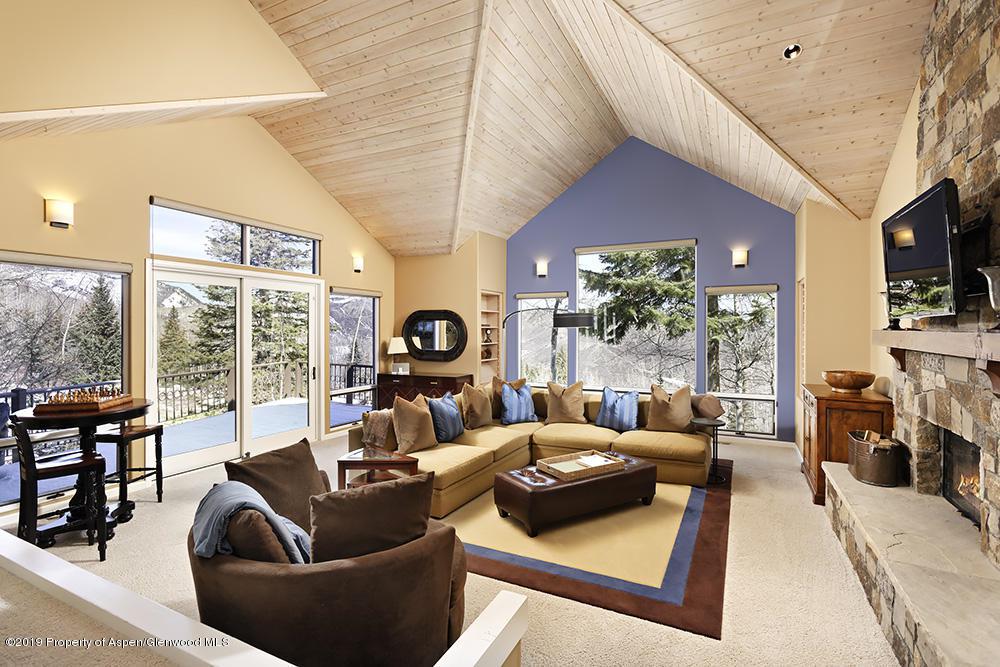 18 Edgewood Lane - Photo 1