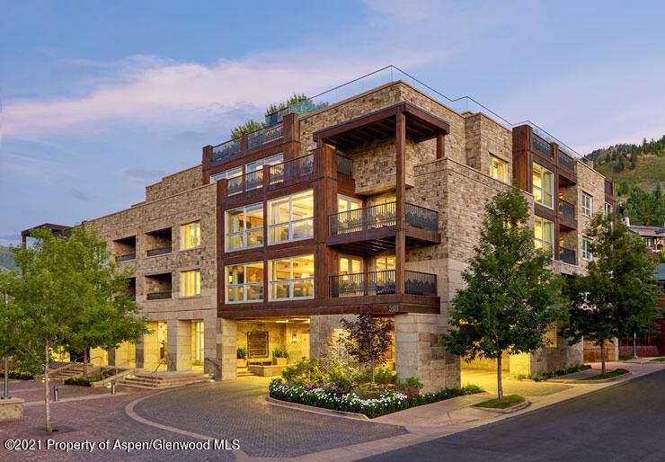 501 Dean Street - Photo 1