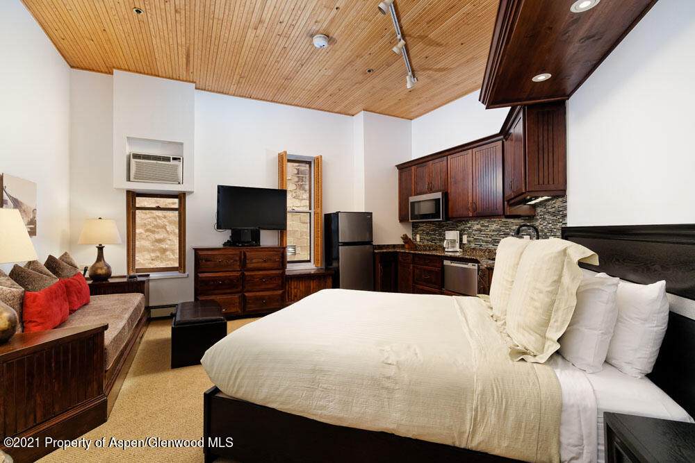 404 Galena Street - Photo 1