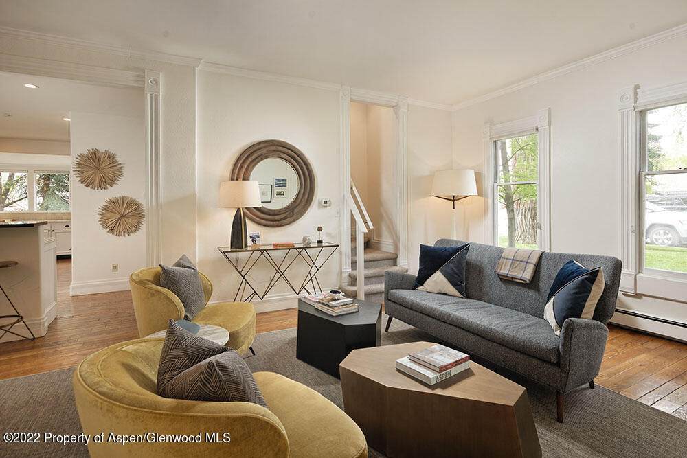 333 Bleeker Street - Photo 1