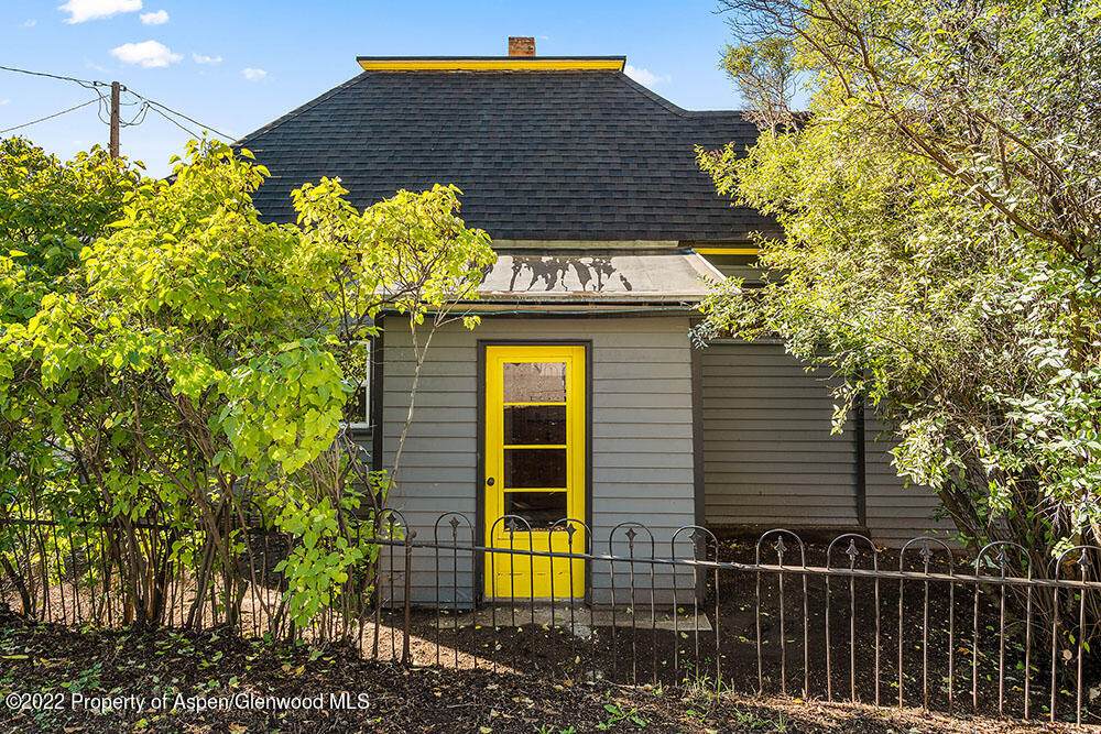 235 Homestead Drive - Photo 1