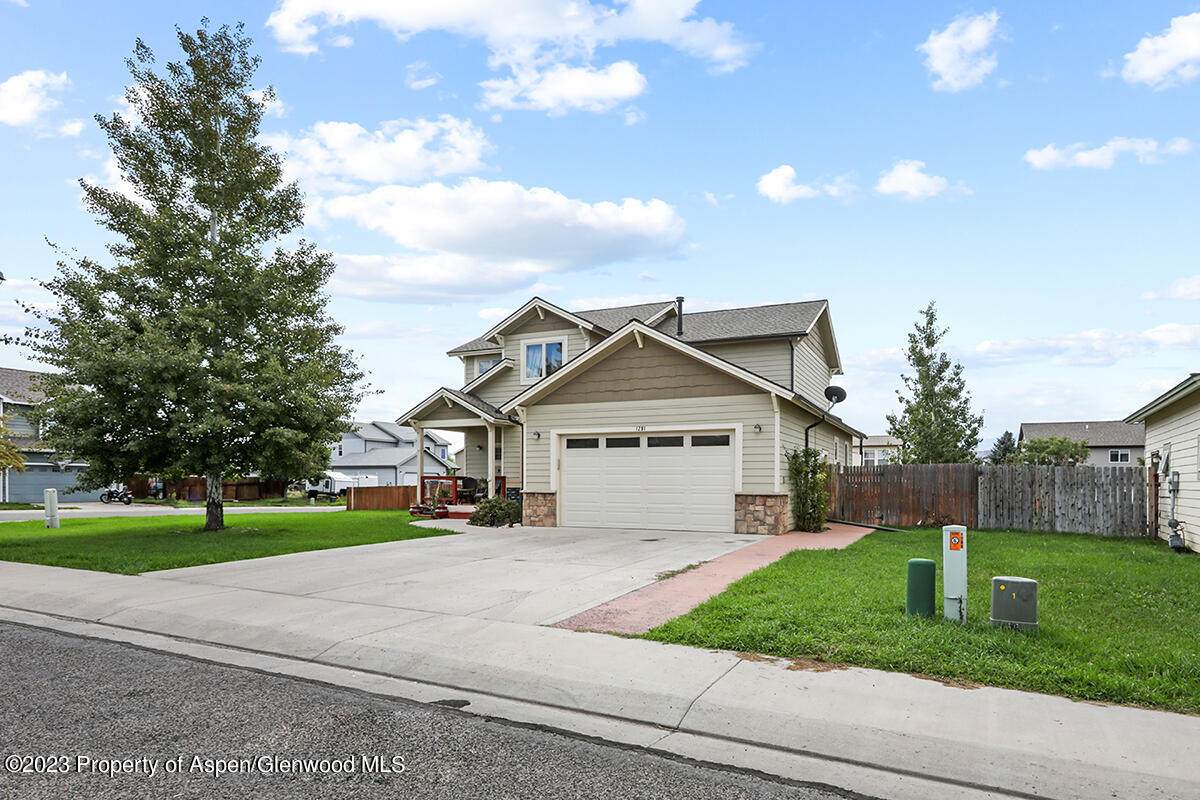 1291 19th Street - Photo 1