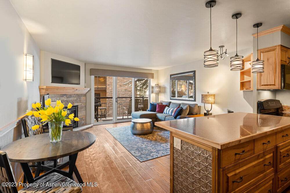 400 Wood Road - Photo 1