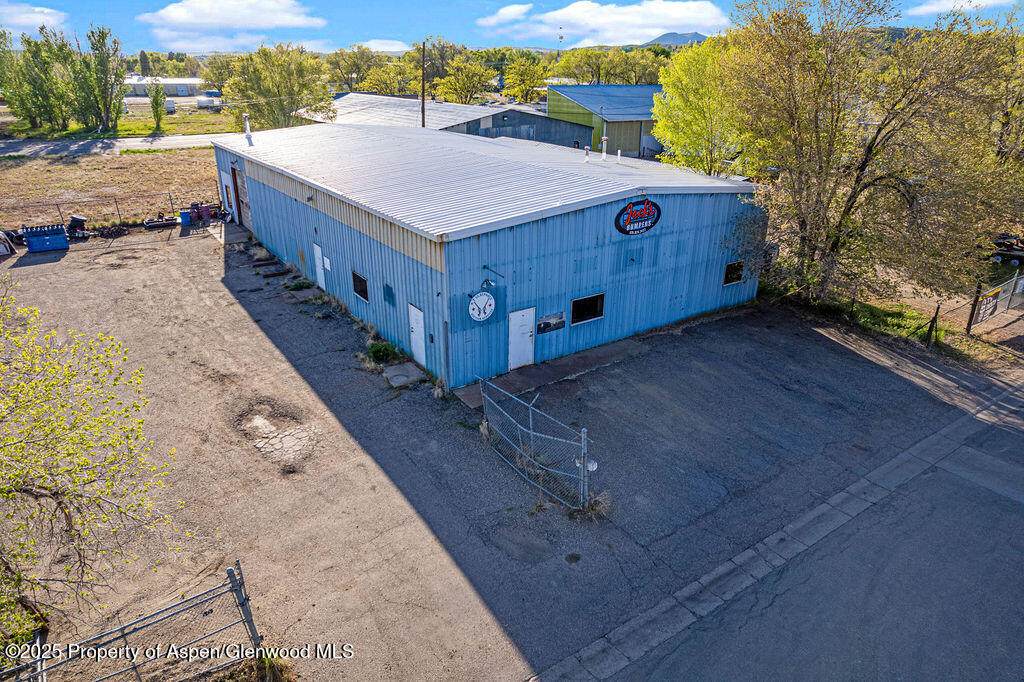 350 Russell Street - Photo 1