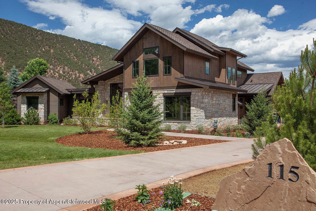 115 Sundance Trail - Photo 1