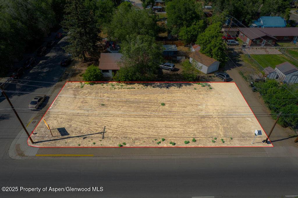 403 Tucker Street - Photo 1