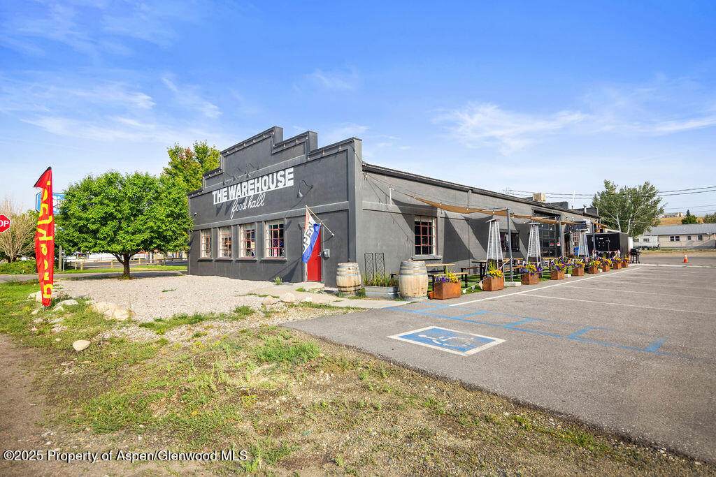 1589 Victory Way - Photo 1